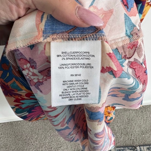 Maggy London | Floral Tiered Maxi Dress with Flatter Sleeves - Picture 6 of 7